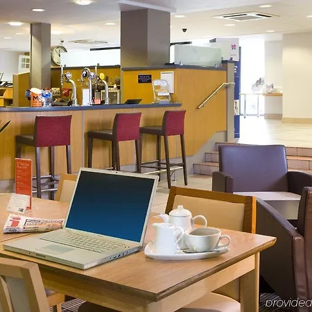 Holiday Inn Express Droitwich Spa 