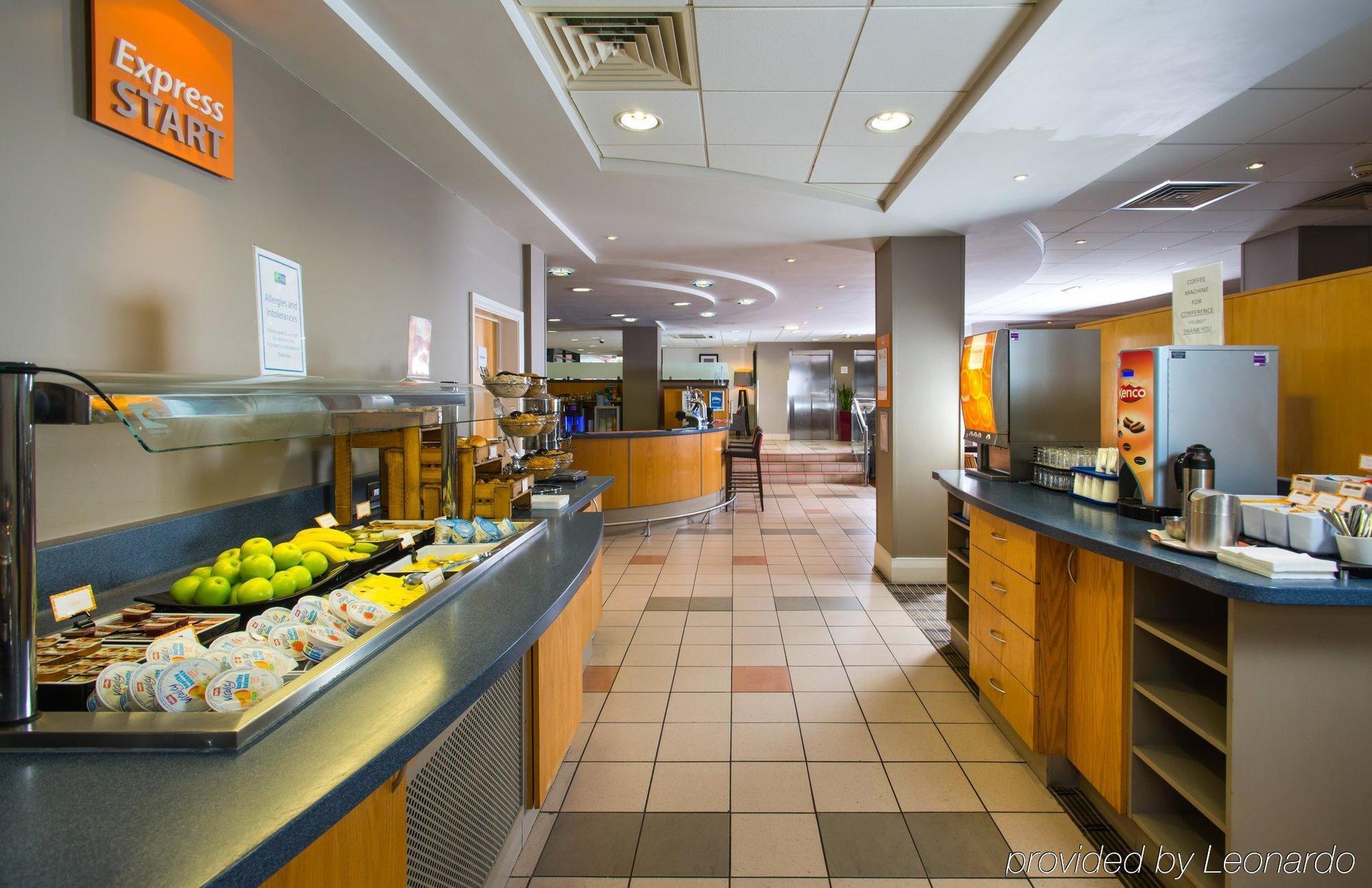 Express By Ihg Hotel 3*