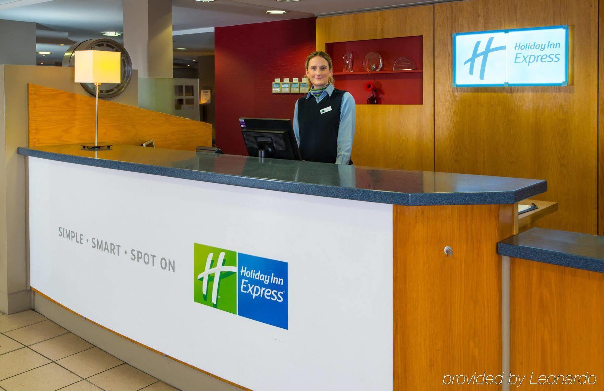 Express By Ihg Hotel 3*