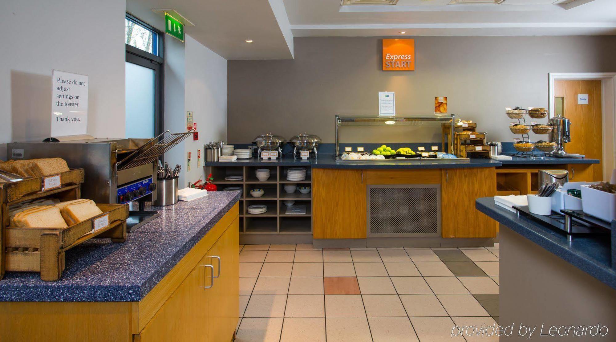 Express By Ihg 3* Droitwich Spa