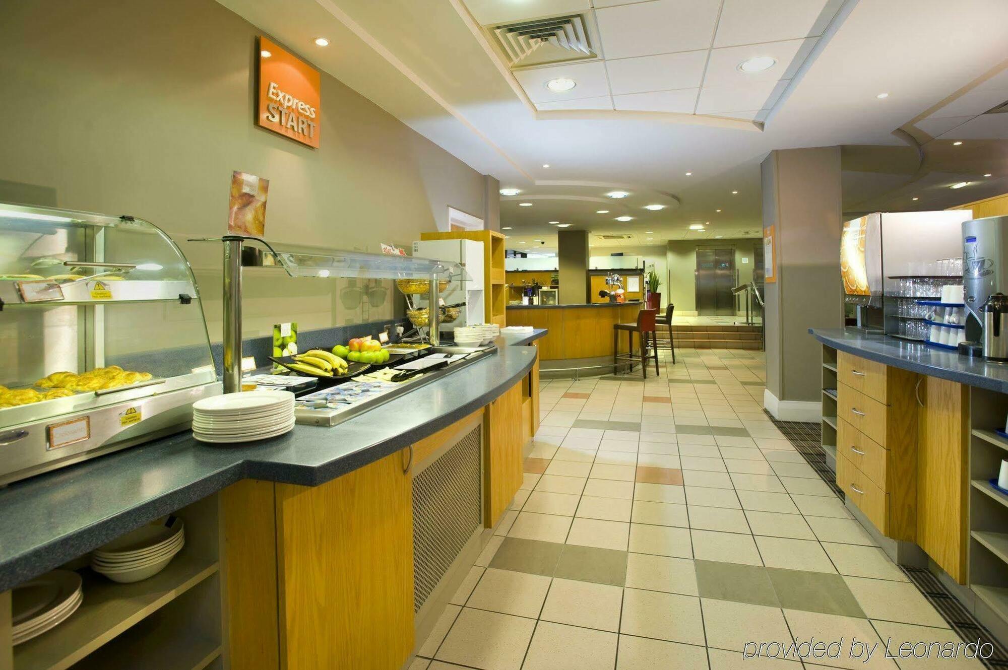 Express By Ihg Hotel